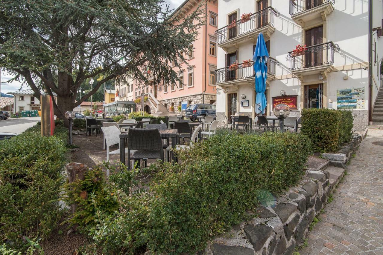 Locanda Ai Dogi بييفي دي كادوري المظهر الخارجي الصورة